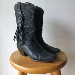 Laredo Fringe Boots Sz 6.5